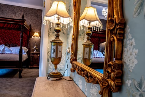 One Bedroom Suite | Individually decorated, iron/ironing board, free WiFi, bed sheets