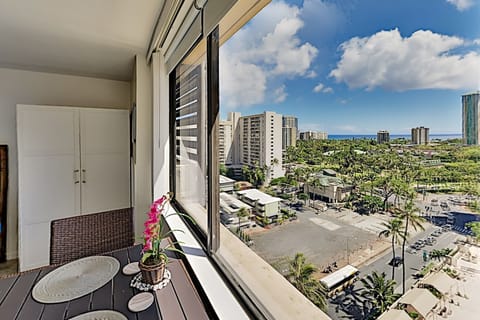 Studio | Balcony