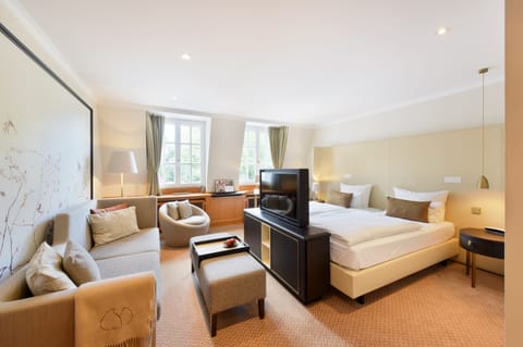 Comfort Boutique Room | Premium bedding, minibar, in-room safe, individually decorated