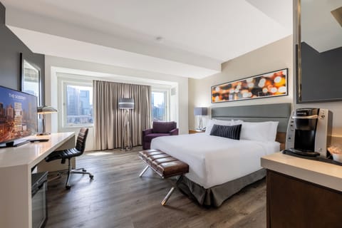 Premium bedding, in-room safe, desk, iron/ironing board