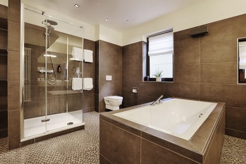 Suite | Bathroom | Separate tub and shower, deep soaking tub, rainfall showerhead