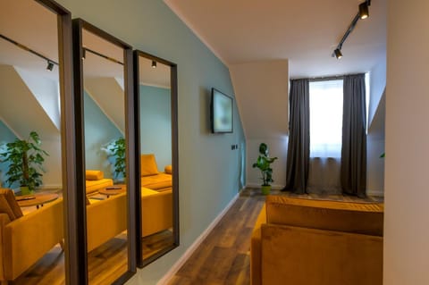 42-inch Smart TV with satellite channels, TV