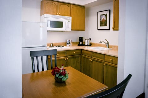 Room, 2 Queen Beds, Kitchenette | Private kitchenette | Fridge, microwave, coffee/tea maker, toaster oven