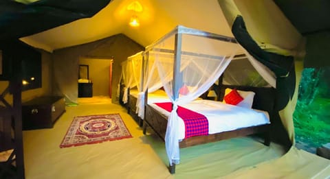 Standard Tent | Free WiFi, bed sheets