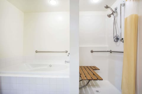 Room, 2 Queen Beds, Accessible, Non Smoking | Bathroom | Combined shower/tub, eco-friendly toiletries, hair dryer, towels