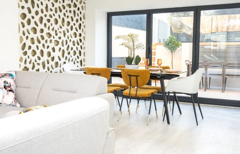 Cottage, Private Bathroom | Lounge