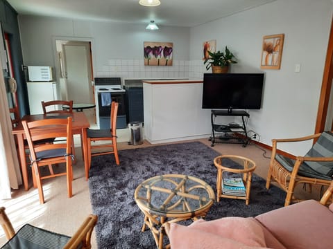 Family Apartment, 1 Bedroom, Garden View | Egyptian cotton sheets, premium bedding, pillowtop beds, in-room safe