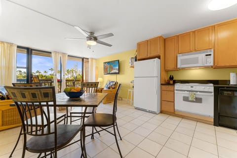 Room, 1 King Bed, Beach View | Private kitchen | Fridge, microwave, oven, stovetop