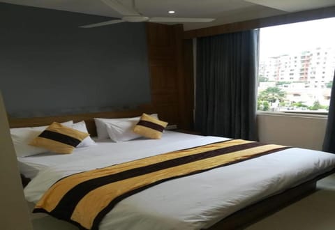 Deluxe Double Room | Free WiFi, bed sheets