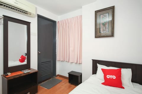 Standard Single Room | Free WiFi