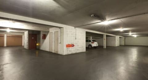 Self parking (EUR 12 per day)