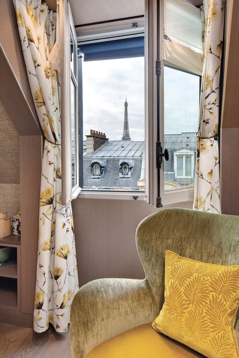 Junior Suite Eiffel | View from room