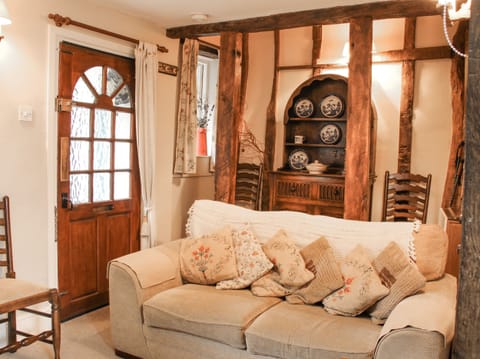 Cottage | Interior