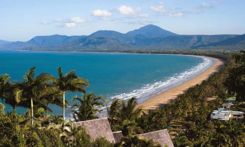 Beach nearby, white sand, sun loungers, beach umbrellas