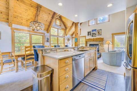 House (3 Bedrooms) | Exterior