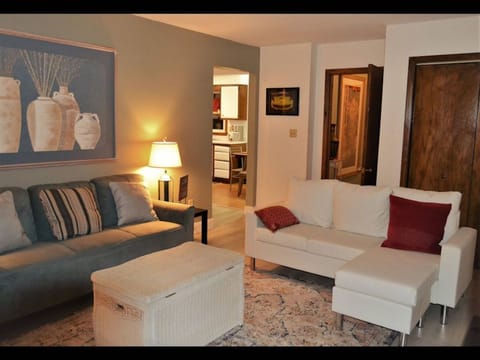 Apartment, 2 Bedrooms, Balcony, View | Living area