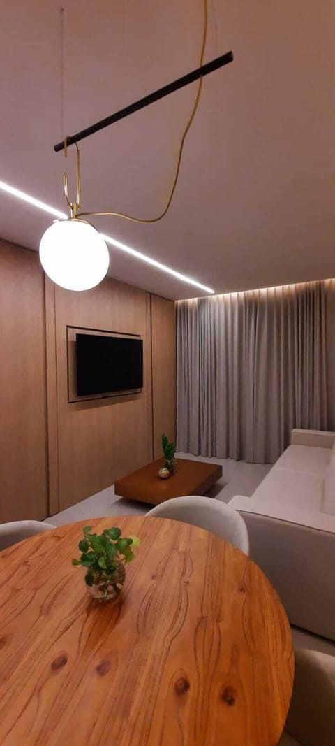 Suite Luxo Vista Mar | Minibar, in-room safe, desk, soundproofing