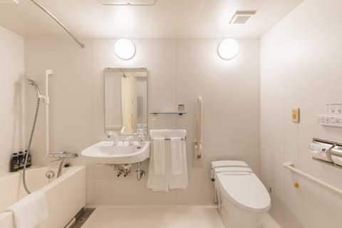 Double Room, Accessible, Non Smoking | Bathroom | Hair dryer, slippers, bidet, towels