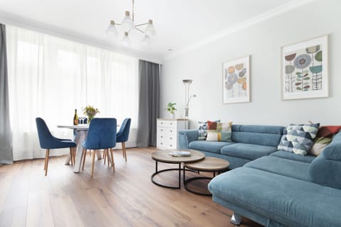 Superior Apartment | Living area | 40-inch flat-screen TV with digital channels, TV