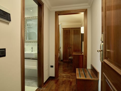 Economy Double or Twin Room (Small) | Premium bedding, down comforters, minibar, in-room safe