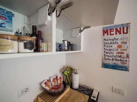 Basic Apartment | Private kitchen | Toaster, coffee grinder, cookware/dishes/utensils