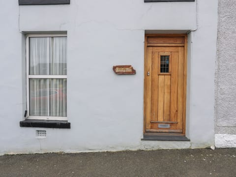 Cottage | Exterior detail