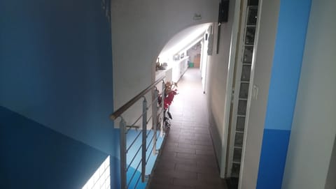 House, 5 Bedrooms, Terrace, Garden View | Hallway