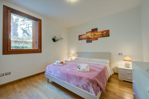 Family Apartment, 1 Bedroom (Sun And Wind - Holiday Apartment) | 1 bedroom, free WiFi, bed sheets