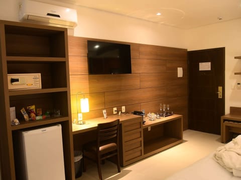 Minibar, in-room safe, desk, soundproofing