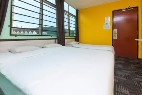 Superior Suite | Free WiFi, bed sheets