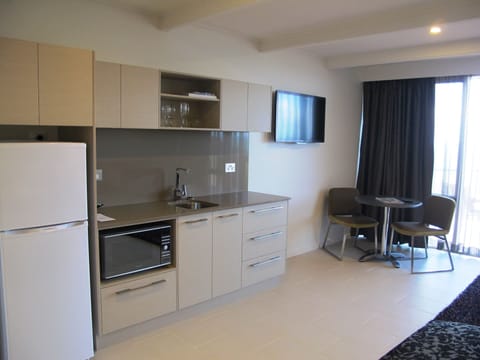 Studio King View | Private kitchenette | Full-size fridge, microwave, stovetop, coffee/tea maker