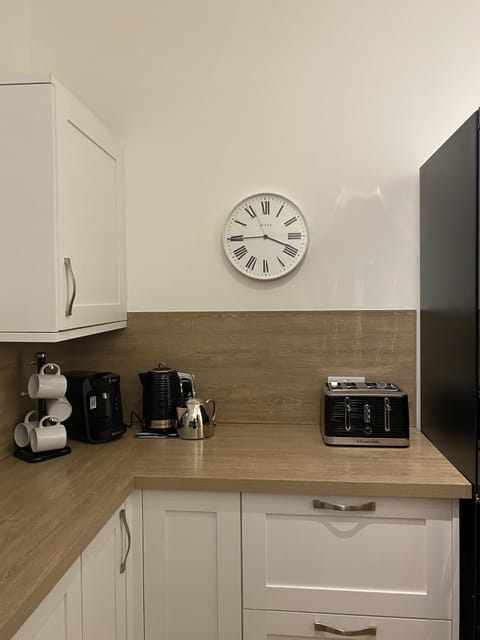 Apartment | Private kitchen | Fridge, microwave, oven, stovetop