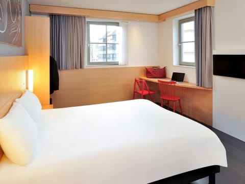 Standard Double Room | Premium bedding, desk, soundproofing, iron/ironing board