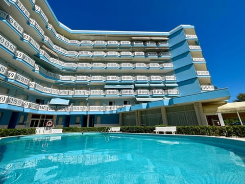 Apartment, 1 Bedroom, Balcony, Ocean View | Pool | Outdoor pool