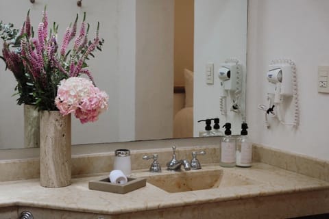 Comfort Double Room, 2 Queen Beds | Bathroom | Shower, hair dryer, towels