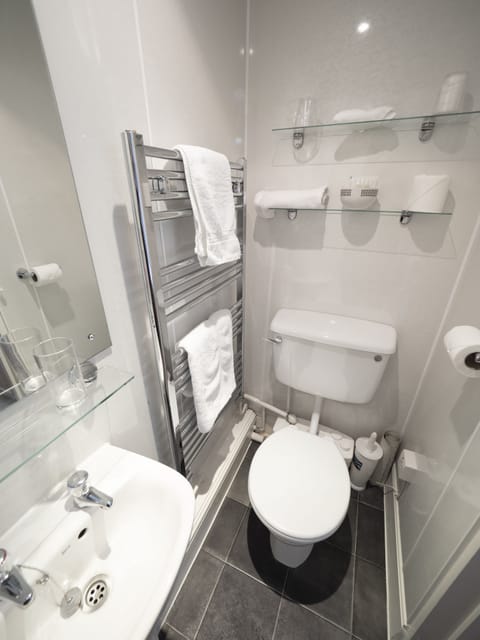 Single Room, Ensuite | Bathroom