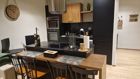 Apartment | Private kitchen | Fridge, microwave, oven, stovetop