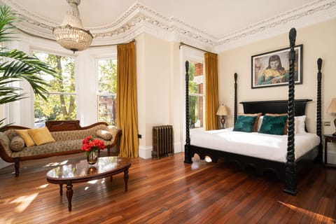 Romantic Double Room | Premium bedding, individually decorated, individually furnished, desk