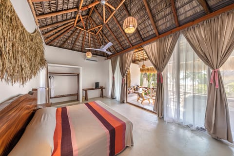 Honeymoon Room, 1 King Bed, Hot Tub, Beach View | In-room safe, individually decorated, travel crib, free WiFi