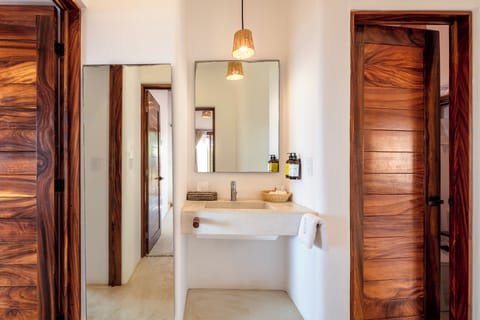 Superior Studio Suite, 2 Bedrooms | Bathroom | Shower, hair dryer, bathrobes, towels