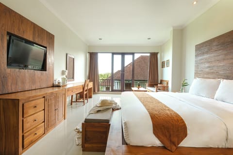 Premier Double or Twin Room, Garden View | 1 bedroom, premium bedding, minibar, in-room safe