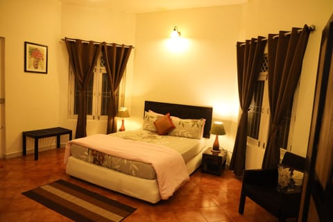 Deluxe Double Room | Premium bedding, desk, free WiFi, bed sheets