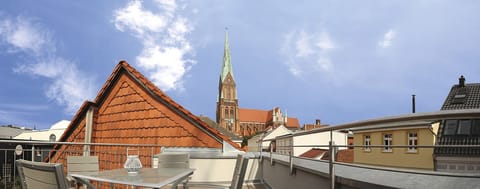 Deluxe Studio, Private Bathroom | Balcony view