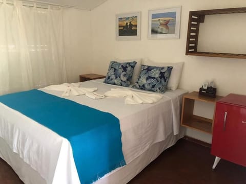 Triple Room | In-room safe, iron/ironing board, free WiFi