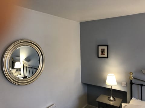 Double/Twin room | In-room safe, desk, soundproofing, free WiFi