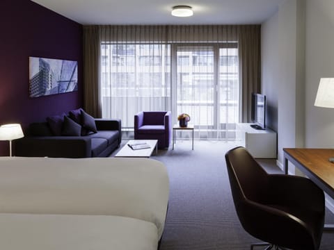 Premium bedding, pillowtop beds, in-room safe, desk