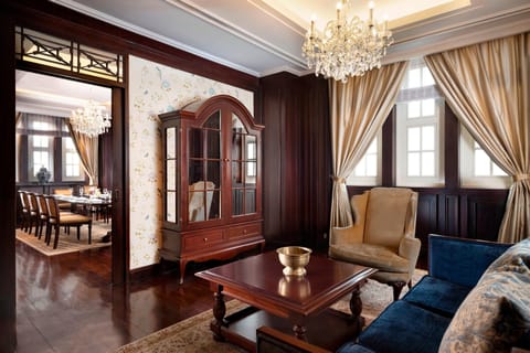 Presidential Suite, 1 Bedroom, Non Smoking | 1 bedroom, premium bedding, pillowtop beds, in-room safe