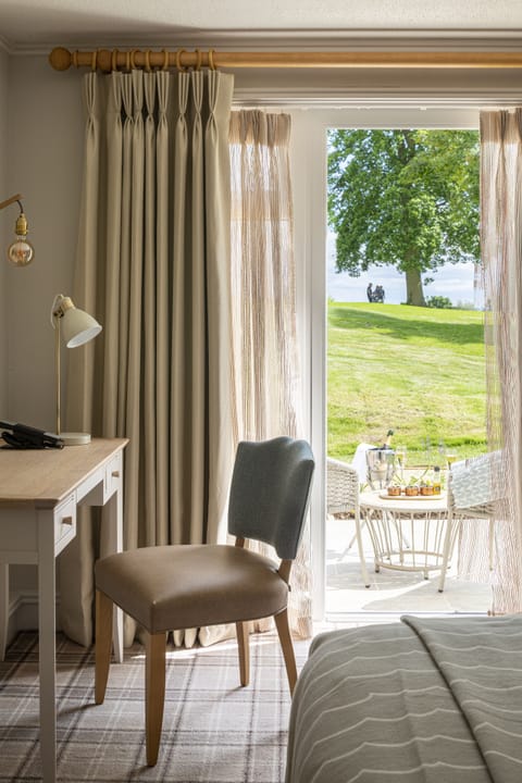 Executive Double or Twin Room, Golf View | Hypo-allergenic bedding, in-room safe, desk, iron/ironing board