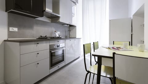 Apartment | 2 bedrooms, iron/ironing board, WiFi