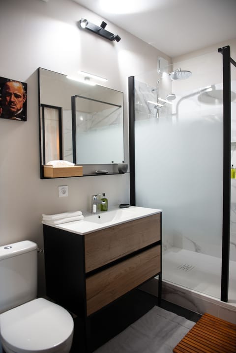 Premium Double Room, Ensuite (La Riga) | Bathroom | Towels